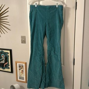 Flared corduroy pants.